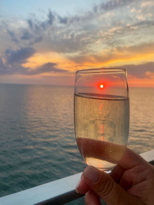 Дом у моря ,на песке