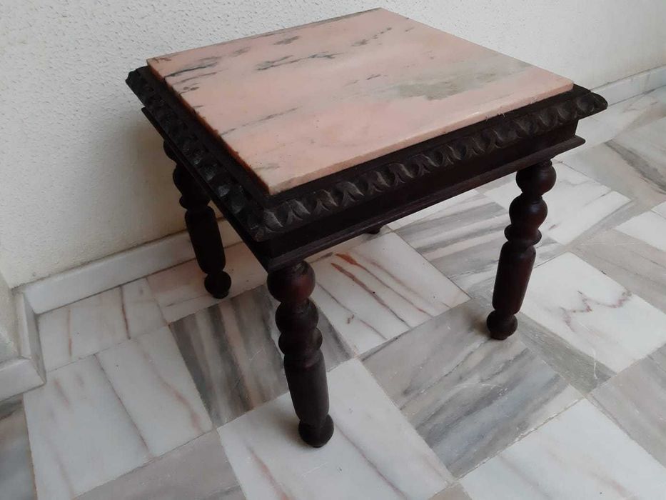 Mesa Centro c/Tampo Pedra Mármore