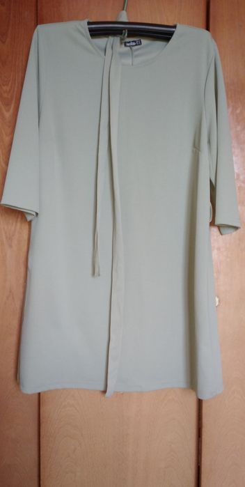 М'ятного кольору