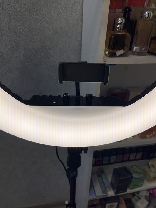 Професійна, оригінальна кільцева лампа RL-21