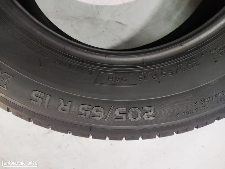 2 pneus semi novos 205-65r15 michelin - oferta dos portes 85 EUROS