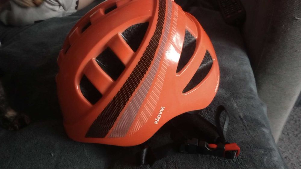 Rower dla dziewczynki 4-5 lat ,kask i ochroniacze