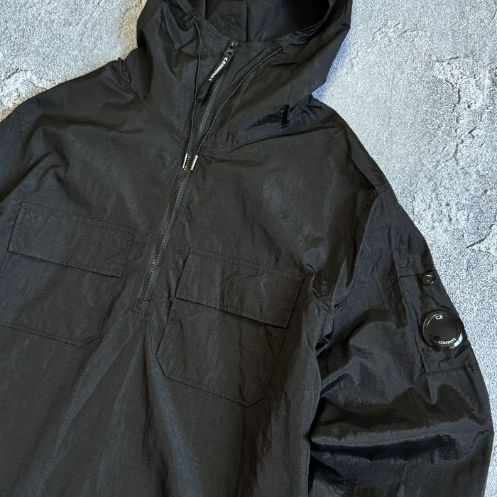 Куртка вітровка cp company authentic чорного кольору чоловіча , stone