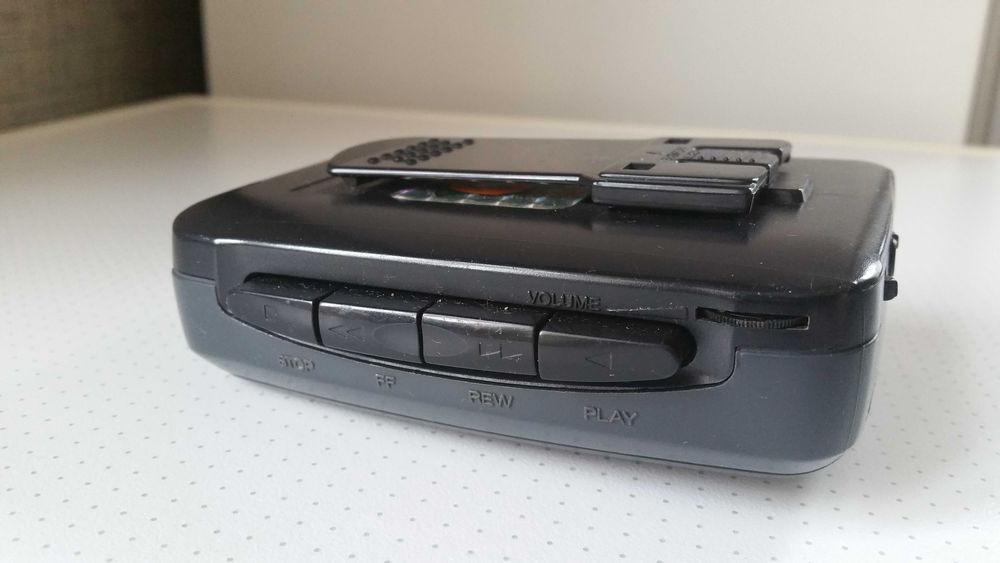 Кассетный плеер AIWA с радио