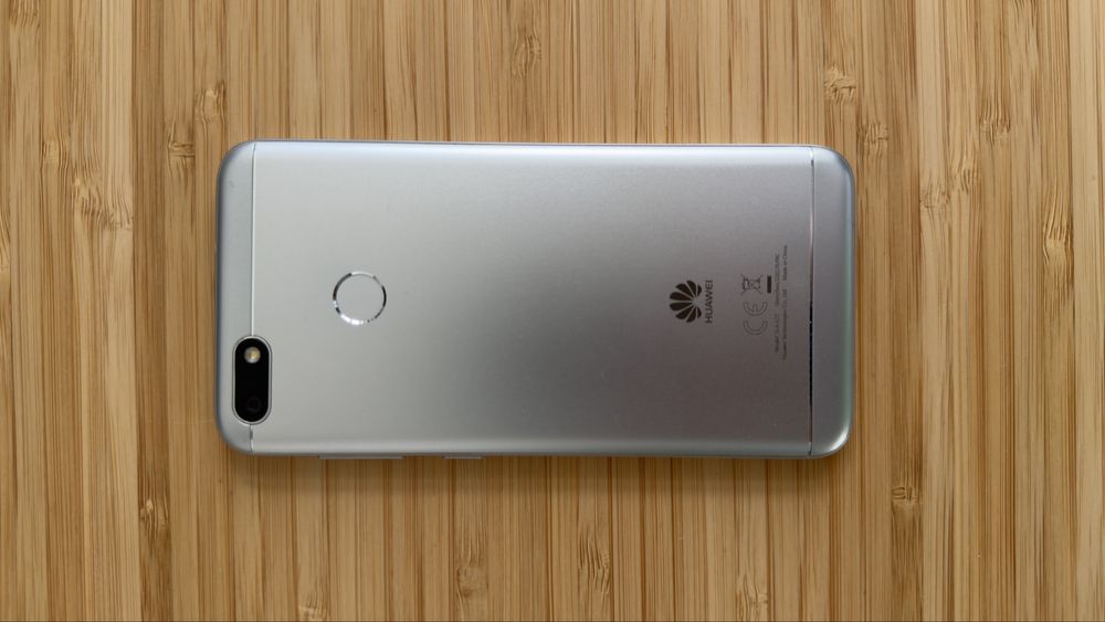 Huawei SLA-L22 jak nowy IGŁA! z oryginalną folią na ekranie.