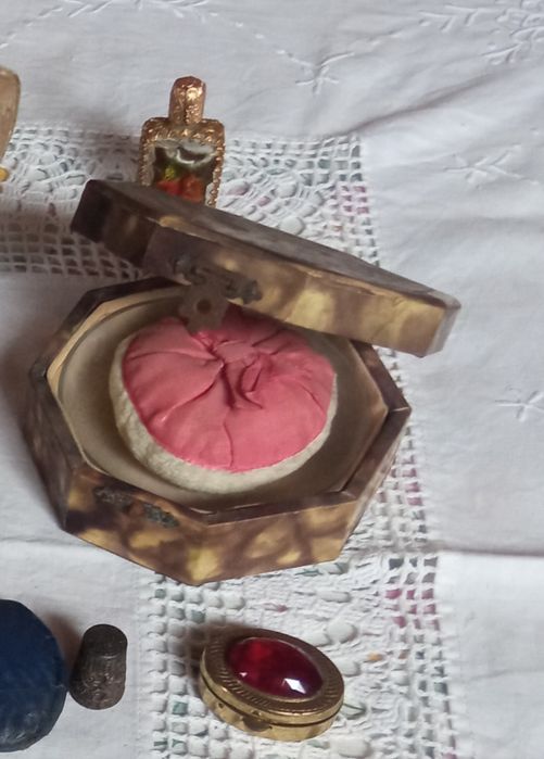 Lote de lembranças dos tempos idos