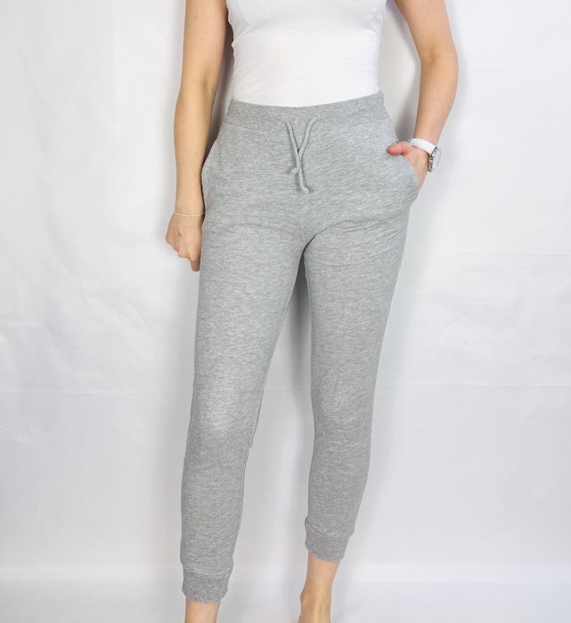 Szare spodnie dresowe z troczkami XS 34