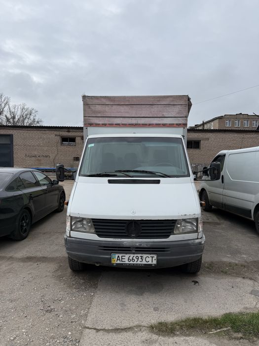 Мерседес Спрінтер меблева будка