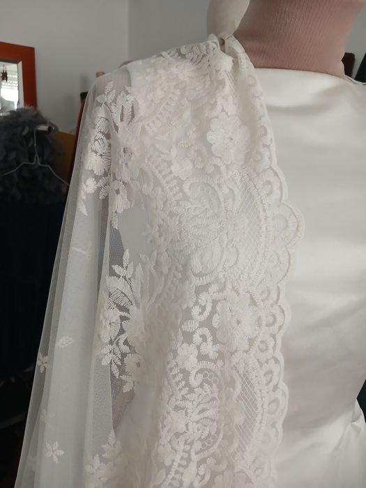 Mantilhas e véus....capas de noiva