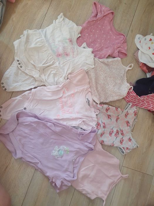 Zestaw paka ubran 74 6-9 M