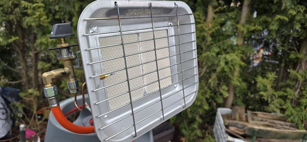 Promiennik Piec Gazowy  na  Butle Gazowe 11kg Ogrzewacz Słoneczko