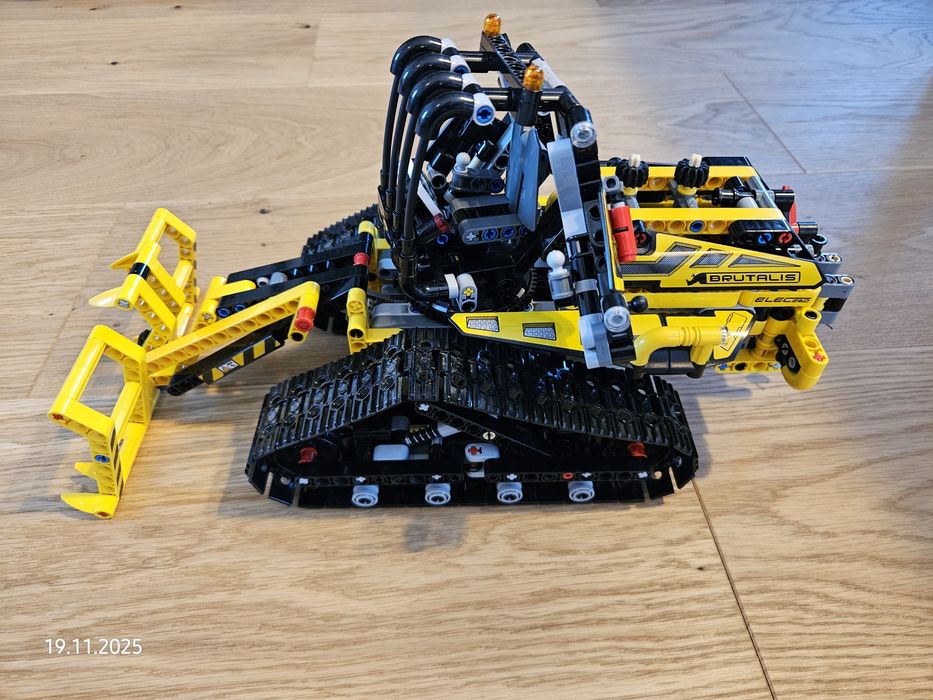 42094 Tracked Loader LEGO technic