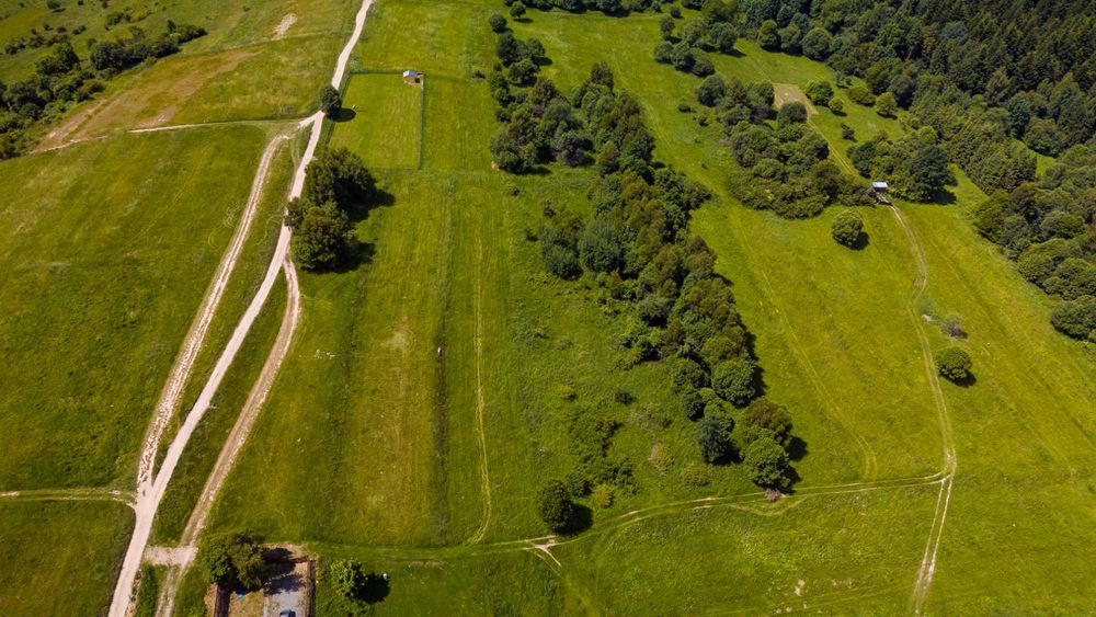 Gilowice – widokowa działka 2128 m² w Beskidzie Żywieckim z PRĄDEM!