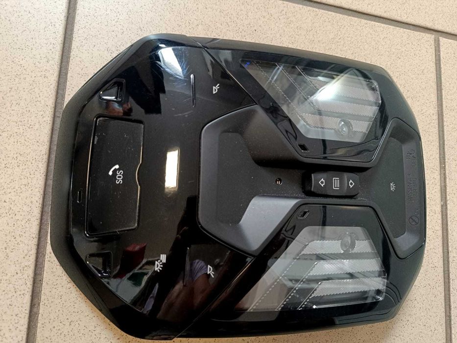 Centrum funkcyjne dachu, lampka podsufitki BMW X3 G45 B6C6E3