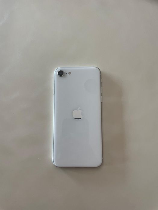 iPhone SE (2nd Gen - 2020) 64GB - Branco
