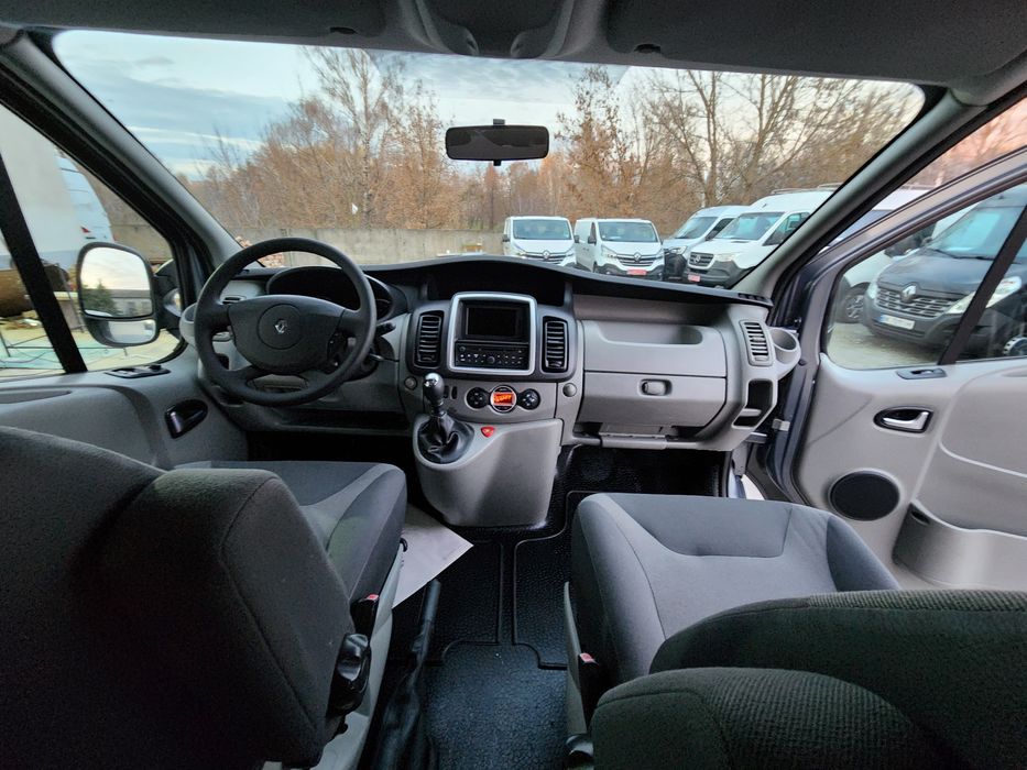 Рено трафік 2012 року, Оригінальний вантажо-пасажир 5 місць