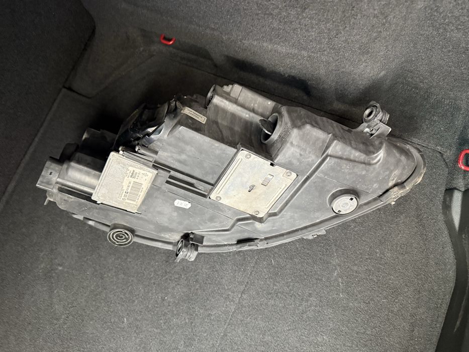 Farois Bi-Xenon Seat Leon 1P 2005-2009 (1 Fase)