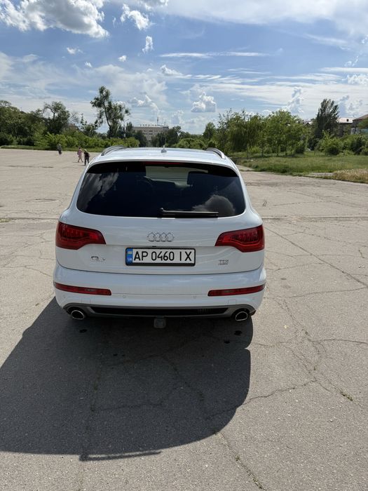 Audi Q7 Sline 2013 года