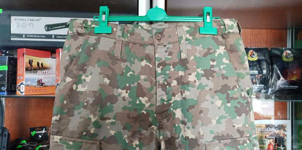 Spodnie Armia Rumunia Multicam M2017 r46 II pas 86-92