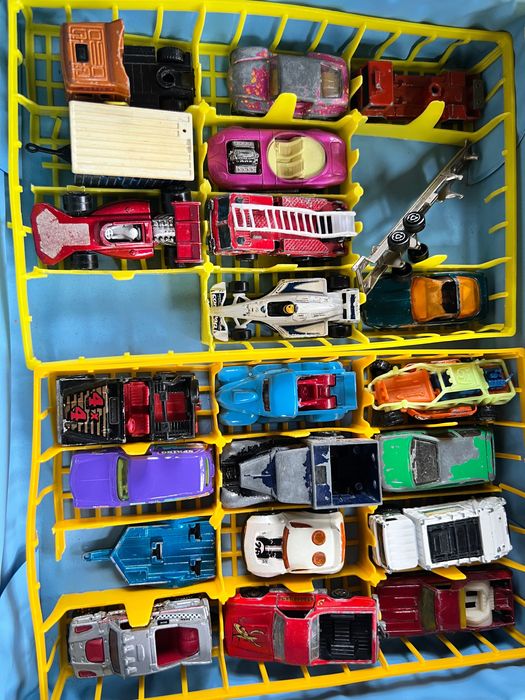 Walizki Matchbox kolekcjonerskie plus modele