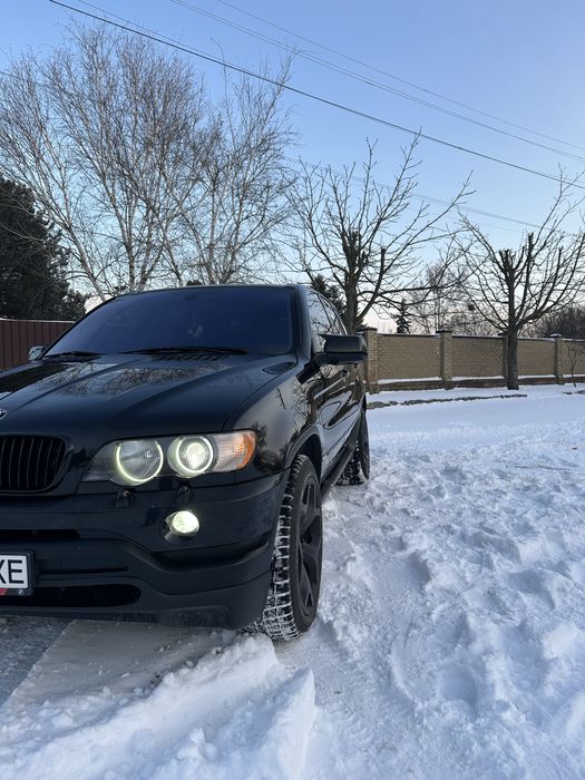BMW X5 E53 4.4 в отличном состоянии