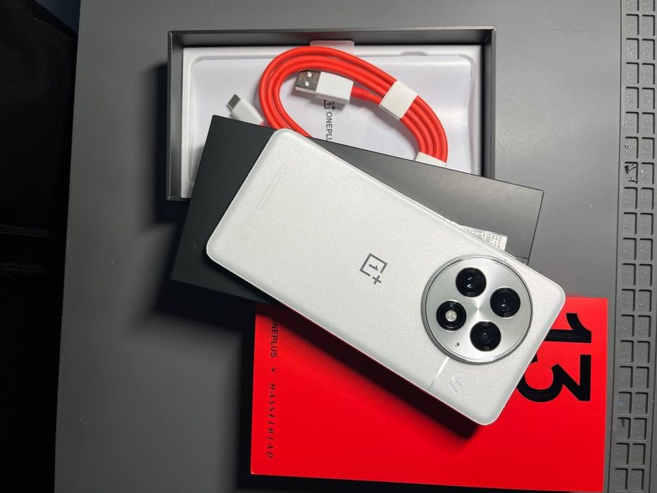 OnePlus 13 16/512 Global (EU) стан нового, повний комплект