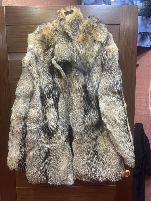 куртка-шуба двухстороннюю с волчьим мехом