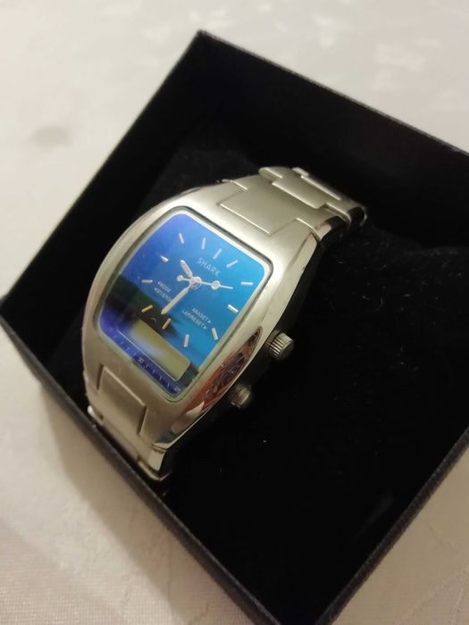 Zegarek kwarcowy marki Shark 3 ATM bransoleta