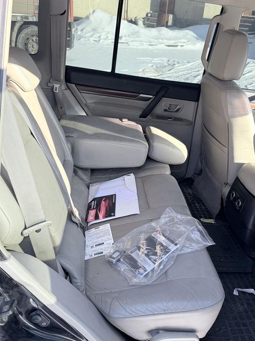 Продам Mitsubishi pajero wagon 4