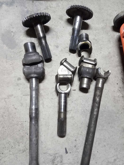 Полуось .вилка.Урал 4320 375.