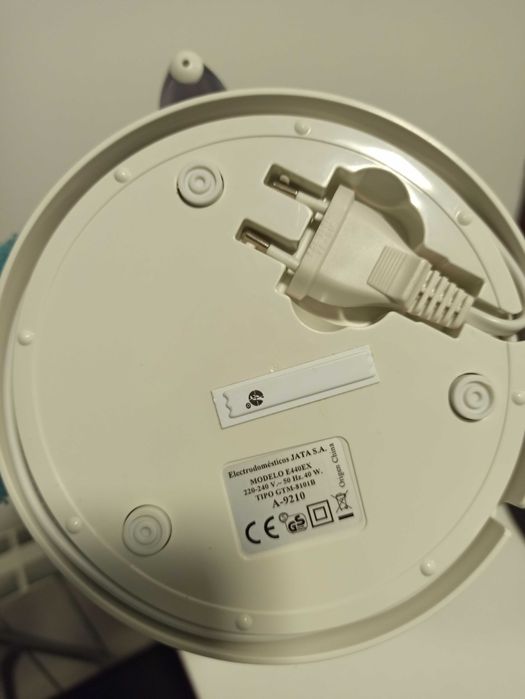 Espremedor Eséncial 1L