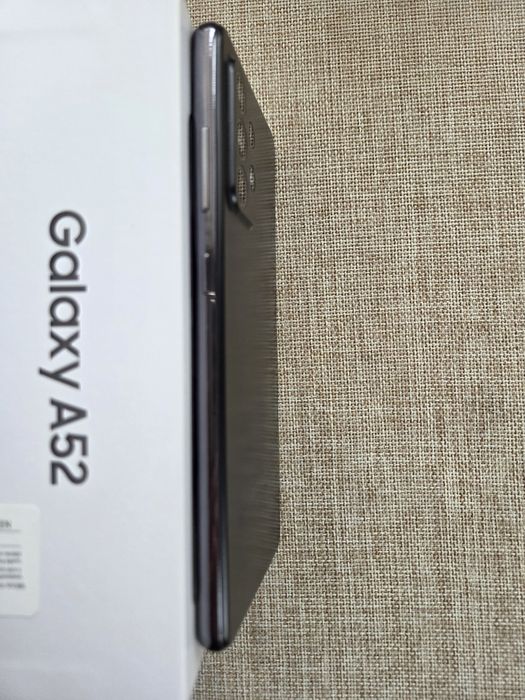 Самсунг  galaxy  А 52, 256 GB, ,8 ram..