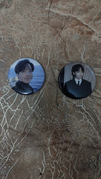 Значки на сумку BTS