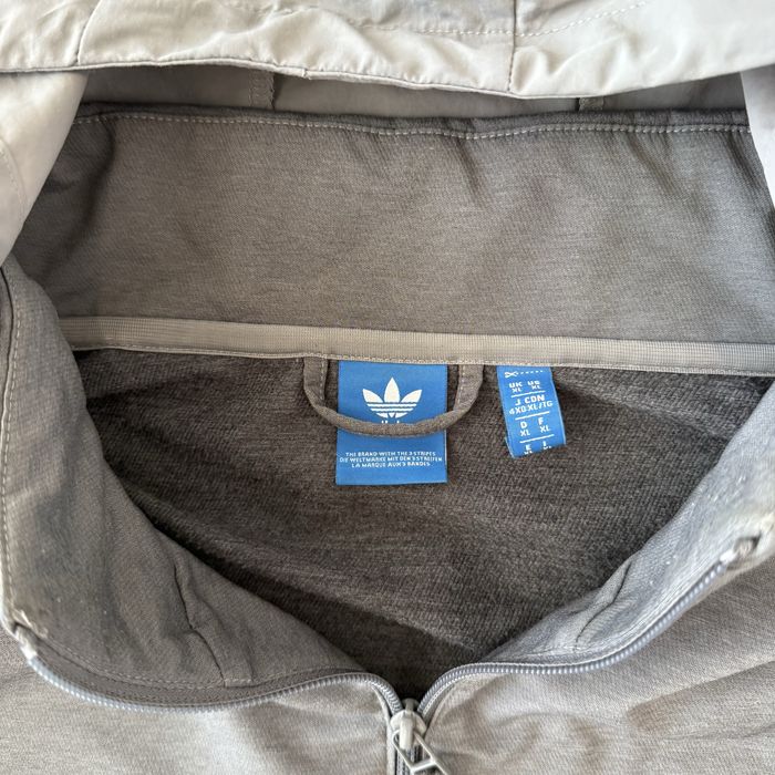 Hoodie / Corta Vento Adidas