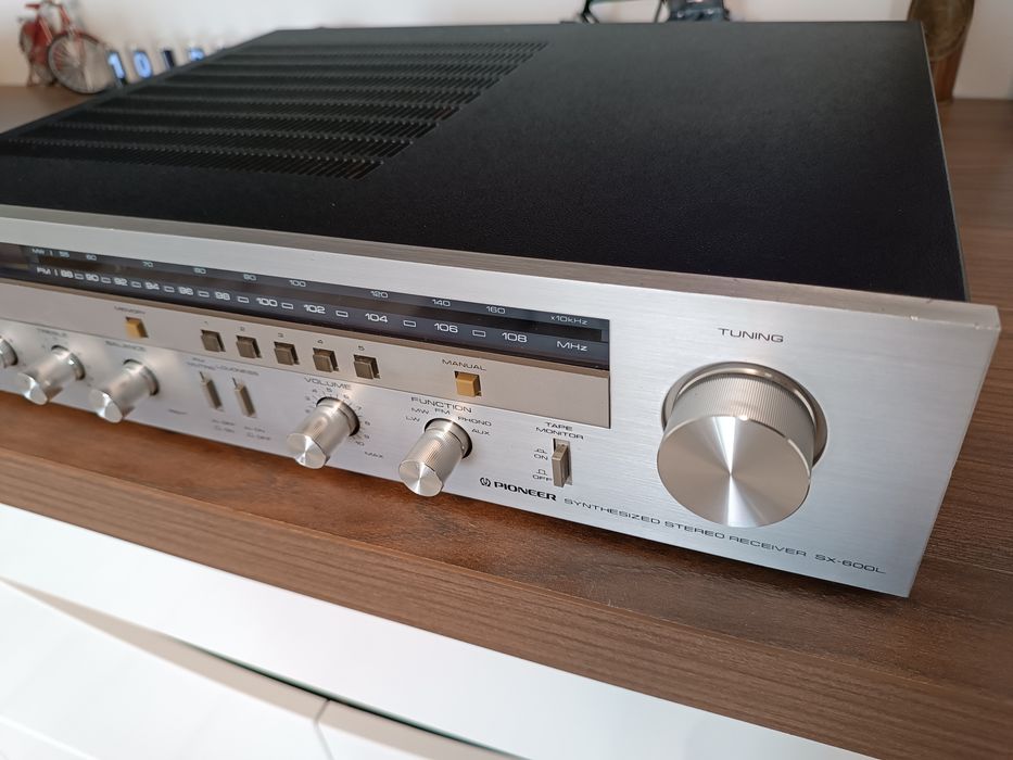 Amplituner Pioneer SX 600 L