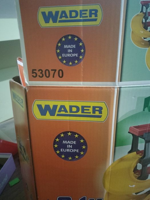 Sprzedam garaż, parking wielopoziomowy, tor Wader