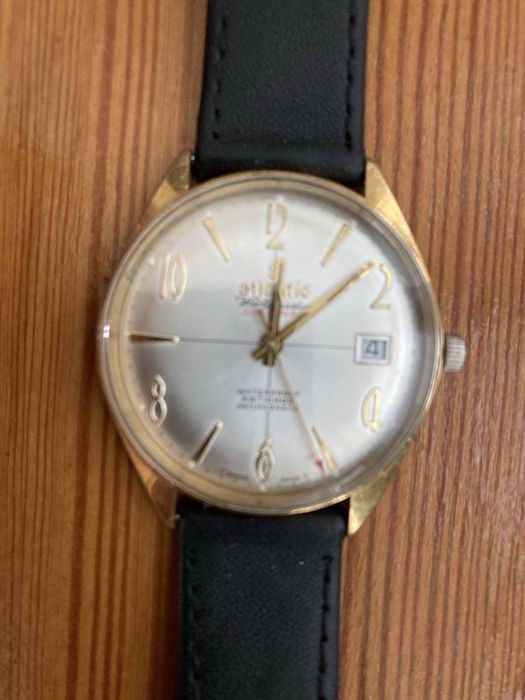 Zegarek Atlantic Worldmaster Original złoty z datownikiem