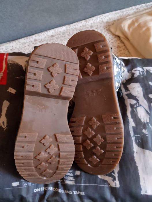 Glany styl dr.martens damskie/dziewczęce Primark kolorowe rozmiar 37
