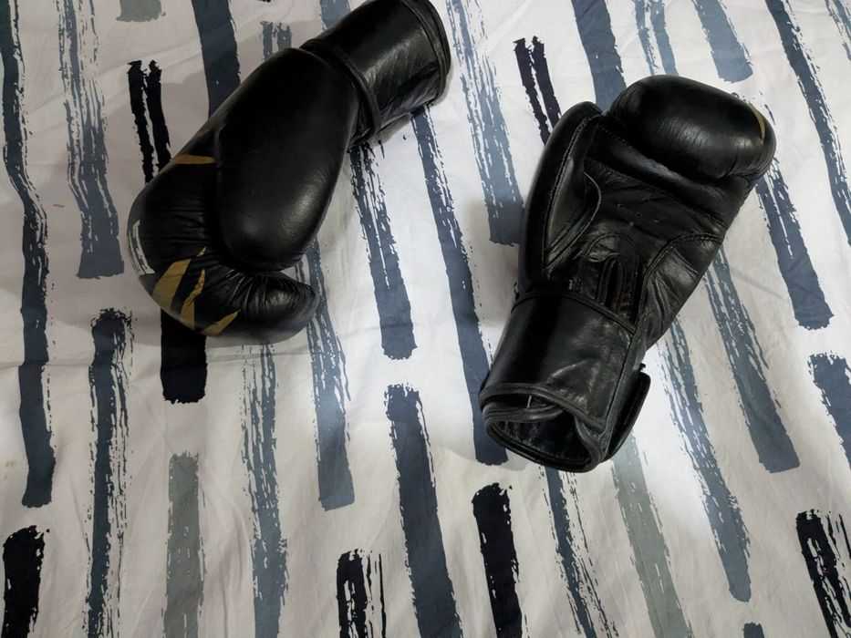 боксерські рукавички