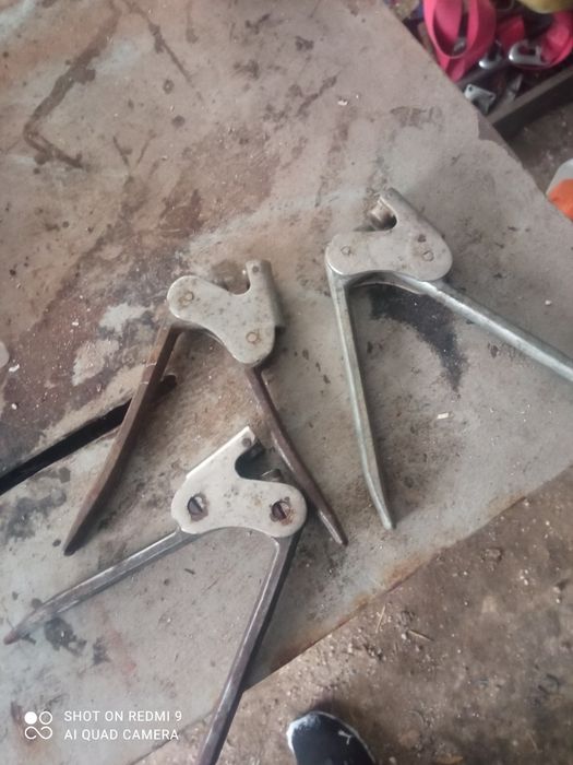 Plombownice   na ołowiane plomby