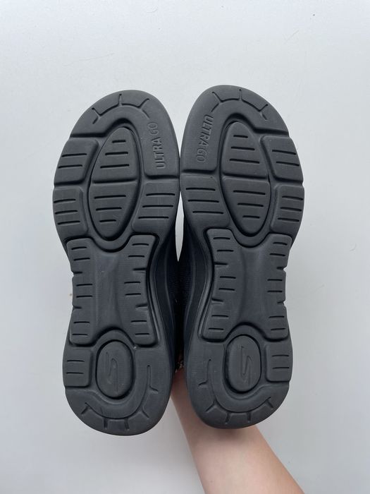 кросівки Skechers Go Walk Arch Fit