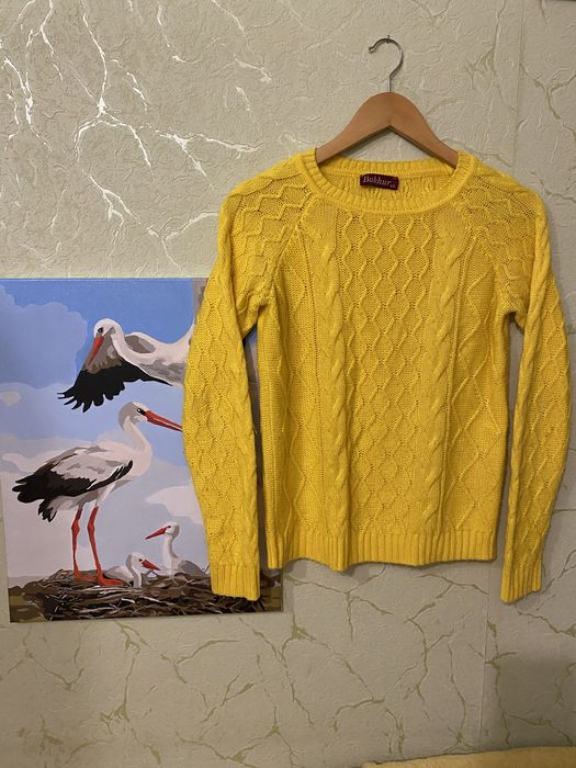 Жіночий жовтий светр на осінь/зиму напівшерсть