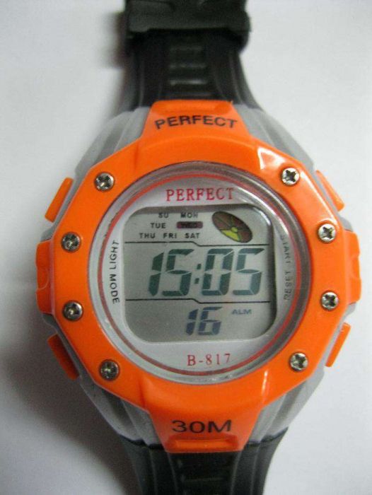 Спортивные часы "Perfect B-817" водостойкие до 30 м