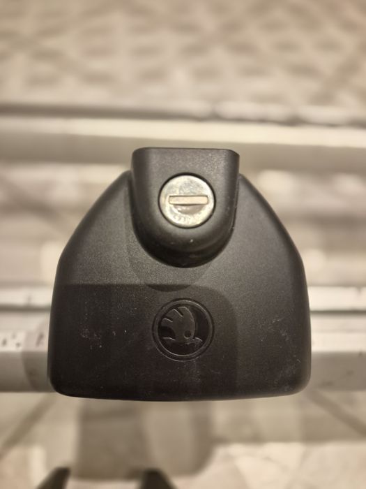 Oryginalny bagaznik dachowy Skoda Superb 3 Kombi