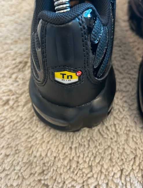 Nike Air Max Plus TN czarny EU 37.5