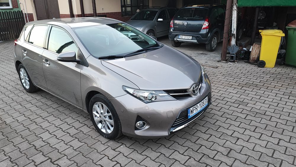 Auris II LPG 85 tyś