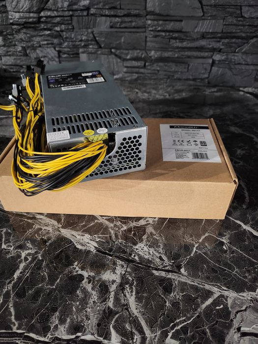 Zasilacz serwerowy Qoltec PCI-e smart 1600W