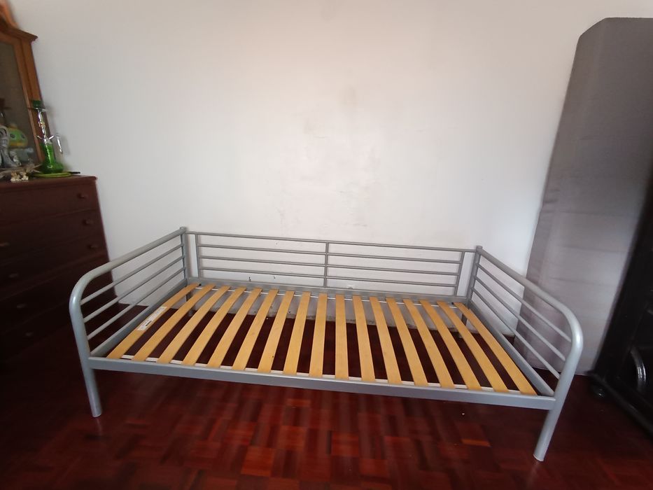 Cama IKEA solteiro Sultana Lien