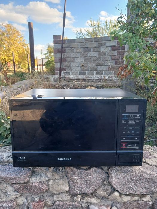 Продам микроволновку