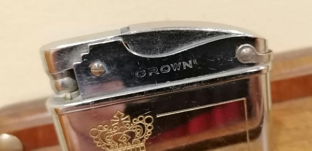 Isqueiro antigo gasolina crown
